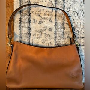 Leather shoulder bag